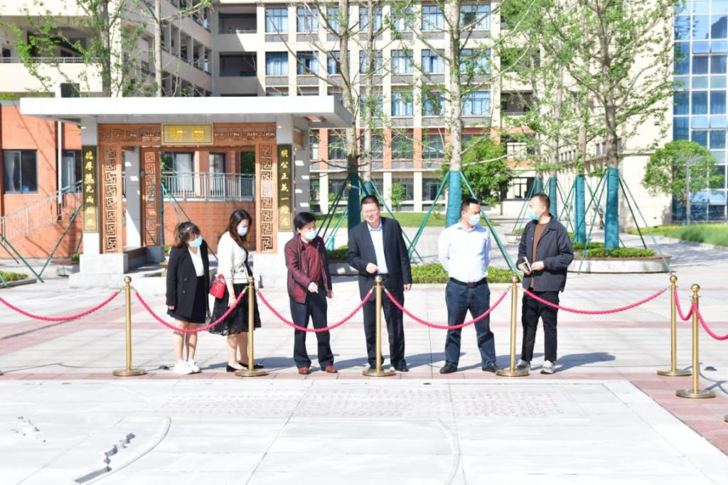 江阳城建职业学院涂秋生副校长一行到我校考察交流